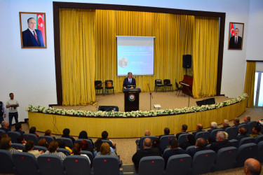 Ağstafada Ulu Öndərin 102-ci ildönümünə həsr olunmuş “Konstitusiyamızın yaranmasında Ümummilli Lider Heydər Əliyevin rolu” mövzusunda ümumrayon tədbiri keçirilib