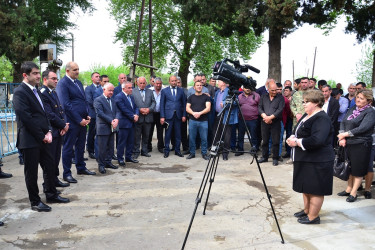 Ağstafa Rayon İcra Hakimiyyətinin başçısı Seymur Orucov Poylu kəndində vətəndaşların növbəti səyyar qəbulunu keçirib