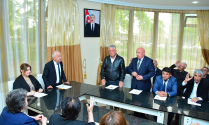 Ağstafa rayon Ağsaqqallar Şurasının növbəti iclasında Ulu Öndər Heydər Əliyevin əziz xatirəsi dərin hörmət və ehtiramla yad edilib