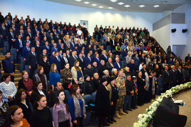 Ağstafada 31 dekabr – Dünya Azərbaycanlılarının Həmrəylik Günü və qarşıdan gələn Yeni il münasibəti ilə ümumrayon bayram tədbiri keçirilib