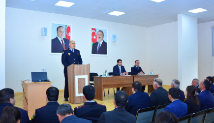 Ağstafada “Uşaq hüquqları” aylığı çərçivəsində “Ümumtəhsil məktəblərində şagird davranış qaydaları, Dini radikalizm, erkən nikahlar,  narkomaniyaya qarşı mübarizə və məişət zorakılığı” mövzusunda maarifləndirici tədbirlər davam etdirilir