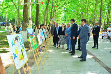 Ağstafada “Fırçaların dili ilə Bütöv Azərbaycan” mövzusunda rəsm sərgisi təşkil olunub