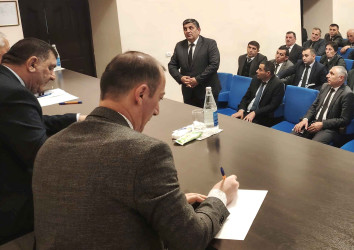 “Su ehtiyatlarından səmərəli istifadənin təmin edilməsi” mövzusunda Ağstafa RİH başçısı aparatının inzibati binasında maarifləndirici tədbir keçirilib