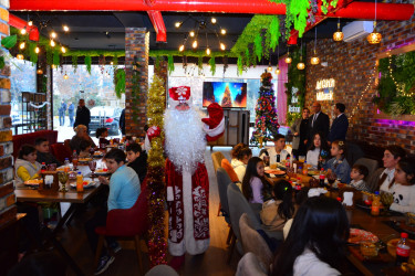 Seymur Orucov qarşıdan gələn yeni il ərəfəsində ağstafalı şəhidlərimizin və qazilərimizin övladları ilə növbəti görüşünü keçirib