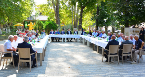 Seymur Orucov növbəti dəfə rayon ağsaqqalları ilə görüş keçirib