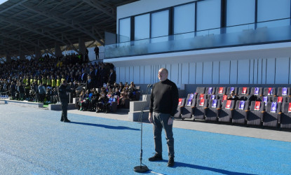 Tarixi gün: Xankəndidə “Qarabağ”-MOİK oyunu Prezident İlham Əliyev Xankəndi stadionunda çıxış edib
