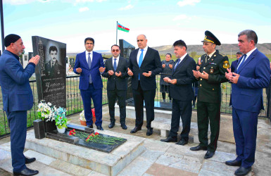 Qəhrəmanlıqları, şücaətləri, fədakarlıqları ilə dastana çevrilən, xalqımıza tarixi Zəfər bəxş edən qəhrəman şəhidlərimiz bizim ən ali qürur və ixftixar mənbəyimizdir!