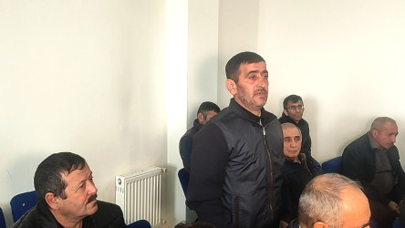 Seymur Orucov Ağstafanın Qıraq Kəsəmən kəndində növbəti dəfə vətəndaşları dinləyib