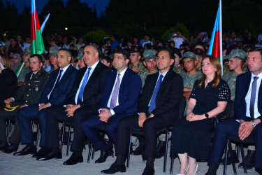 Ağstafada 26 iyun  Azərbaycan Respublikasının Silahlı Qüvvələri Günü münasibətilə bayram konserti təşkil olunub