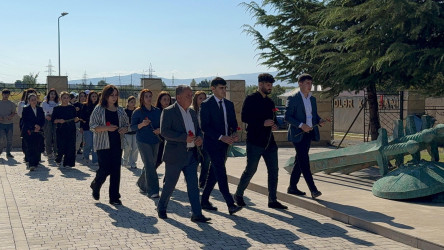 27 sentyabr- Anım Günü ilə əlaqədar Ağstafada şəhidlərimizin məzarları və xatirə abidələri ətrafında müvafiq abadlıq işləri həyata keçirilir