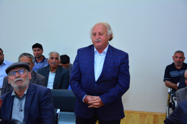 Seymur Orucov Ağstafanın Gürcüstanla həmsərhəd olan Sadıqlı kəndində növbəti dəfə vətəndaşları dinləyib