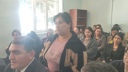 Ağstafanın Poylu kəndində vətəndaşların növbəti səyyar qəbulu keçirilib