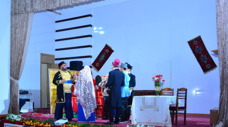 Ağstafada dahi bəstəkar Üzeyir Hacıbəylinin 140 illiyi münasibəti ilə "O olmasın, bu olsun" musiqili komediya tamaşası nümayiş etdirilib