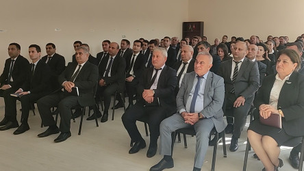 Seymur Orucov Dağ Kəsəmən kəndində səyyar qəbul keçirdi