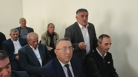 Vətəndaşların növbəti səyyar qəbulu Göycəli kəndində keçirilib
