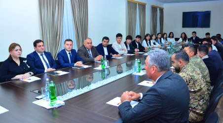 Ağstafada 8 Noyabr – Zəfər Gününə həsr olunmuş "Vətən müharibəsi Qəhrərmanları ilə bir gün" mövzusunda görüş keçirilib